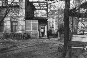 Dresden-Neustadt, Antonstraße 1. Villa Augustin. Teilanicht mit Garteneingang