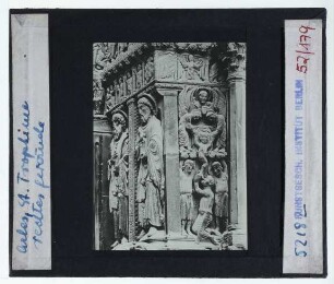 Arles, St. Trophime : rechtes Gewände
