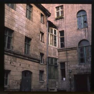 Diapositiv: Adalbertstr. 73, 1982