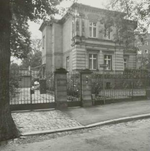 Dresden-Südvorstadt, Hübnerstraße 1. Villa (um 1880). Straßenansicht