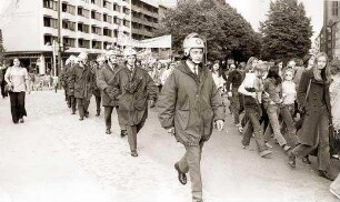 Demonstration für das Georg-von-Rauch-Haus: Polizeispalier