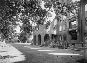 Dresden-Johannstadt, Reißigerstraße. Ruine des Gemeindehauses. Straßenansicht