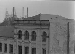 Dresden-Friedrichstadt, Berufliches Schulzentrum für Gastgewerbe Dresden "Ernst Lößnitzer". 1881 erbaut als XVII. Bezirksschule, später 17. Oberschule "Christian Beham"