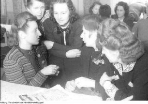 Freiberg. Demokratischer Frauenbund Deutschlands (DFD), Schulung von Funktionärinnen des DFD, 12.-16.? April 1947 & Freiberg. Demokratischer Frauenbund Deutschlands (DFD), Schulung von Funktionärinnen des DFD, 12.-16.? April 1947