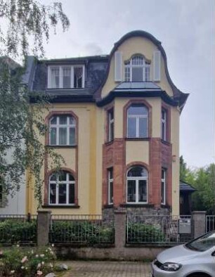 Frankfurt, Anzengruberstraße 13