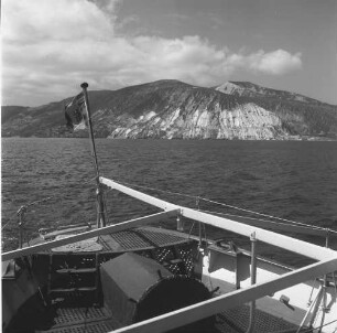 Überfahrt nach Stromboli. Blick auf Lipari vom Schiff aus