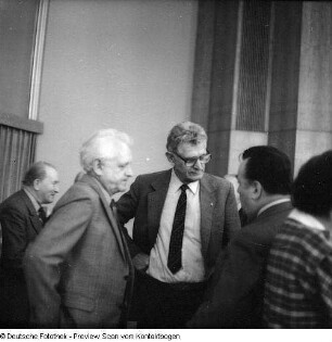 Arbeiterveteranen mit Bezirksleitung Genossen Krolikowski (1960.10.14); Akademie verdienter Parteiveteranen (1989.04.17)