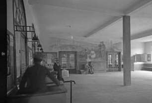 Bad Mergentheim Empfangsgebäude Schalterhalle Sperren Bahnbediensteter