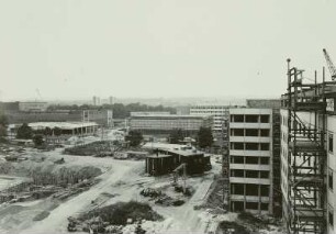 Leningrader Straße, Lingnerallee : Dresden, Robotron, 1970