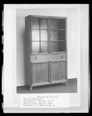 Geschirrschrank (Kennwort: "Aachen 701")