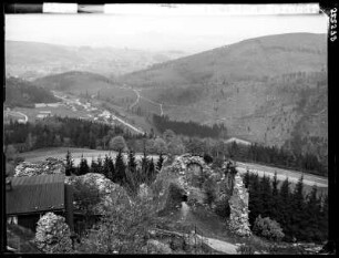 Ruine Tollenstein Blick nach Warnsdorf
