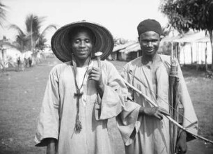 Männerportrait : Portraitaufnahme zweier Männer der Hausa bei Malabo.