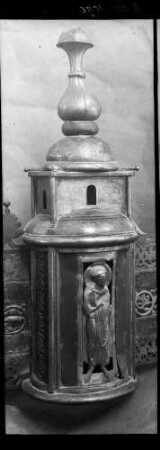 Großcomburg Kloster Stiftskirche Sankt Nikolaus (erbaut 1695/ 1736) Radleuchter