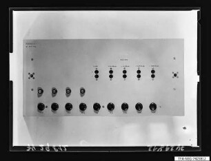 Prüfautomat für Thyristoren, Vorderseite Nr. M18601.3Sp, Foto 1974