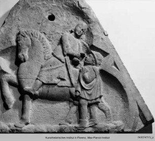 Relieffragment mit dem heiligen Martin - Fragment vom Baroncelli-Altar, Relief mit dem hl. Martin