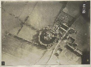 Schloss Erching (1100 m)