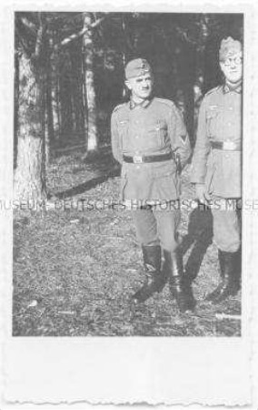 Soldaten im Wald