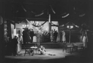 Szenenbilder aus "Die Heilige der Bleecker Street". Oper von G. C. Menotti, Städtische Oper Berlin, Deutsche Erstaufführung, 30.10.1955 : Mit E. Trötschel, A. Herwig u.a.