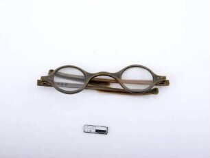 Ohrenbrille mit Doppelfedern
