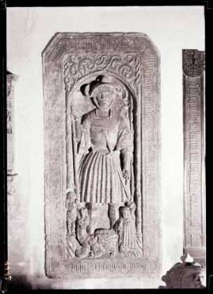 Stiftskirche; Grabmal Dr. Georg Harkesser 1510