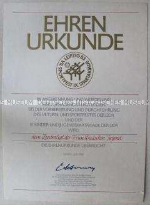 Ehrenurkunde für "hervorragende Leistungen bei der Vorbereitung und Durchführung des VII. Turn- und Sportfestes der DDR"