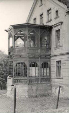 Haus mit Veranda in Keula : Domske z werandu w Kiju
