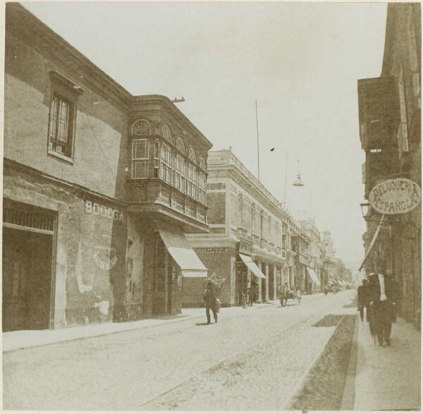 City view of Lima - street scene