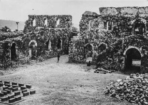 Fort Groß Friedrichsburg : Der Hof der Ruine von Fort Groß-Friedrichsburg