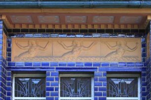 Terrakottareliefs — Fries mit Meerjungfrauen
