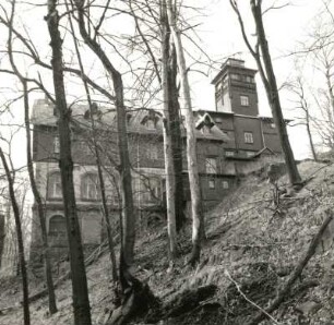 Bad Schandau-Postelwitz. Gaststätte und Hotel Großer Winterberg (1840/1841, Umbauten 1900/1905 und 1920). Teilansicht von Nordosten