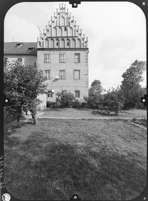 Trebsen/Mulde. Schloß (1509-1527). Haupteingangsfront (Teilansicht) von Südwest