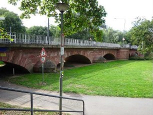 Niddabrücke; Frankfurt, Niddabrücke , An der Nidda
