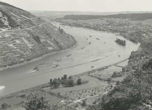 Der Rhein bei Bingen mit Binger Loch