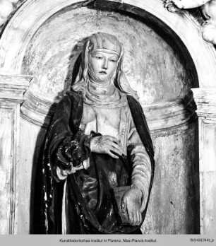 Statue der heiligen Katharina von Siena