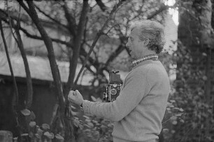 Höfgen. Akt-Pleinair 1979. Günter Rössler beim Fotografieren
