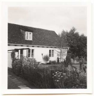 Garten Elsbeth Heddenhausen, Berlin-Zehlendorf: Wohnhaus Sommergarten