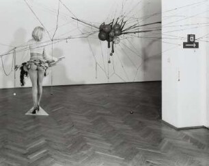 Installation mit Schaufensterpuppen