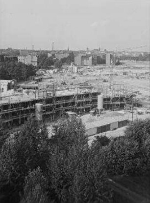 90° Panorama, Bild 3 von 6. Blick auf das Baugelände der Interbau 57 mit Kaiser-Friedrich-Gedächtnis-Kirche. Berlin-Hansaviertel, Klopstockstraße