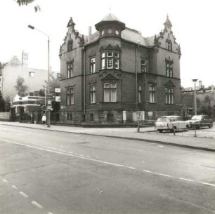 Cottbus, Karl-Liebknecht-Straße 20/Ecke Wernerstraße. Wohn-und Verwaltungsgebäude (um 1900). Eckansicht