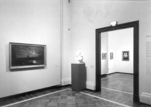 Carl Gustav Carus. Natur und Idee, eine Ausstellung der Staatlichen Kunstsammlungen Dresden und der Staatlichen Museen zu Berlin ; 26. Juni bis 20. September 2009 ; die Ausstellung des Kupferstich-Kabinetts und der Galerie Neue Meister der Staatlichen Kunstsammlungen Dresden findet an zwei Orten statt: Gemäldegalerie Alte Meister ..., Residenzschloss Dresden... Raumaufnahme in der Abteilung Zeitgenossen: Porträtbüste Carl Gustav Carus (1836) von Ernst Rietschel, Blick auf Dresden bei Vollmondschein von Johan Christian Clausen Dahl