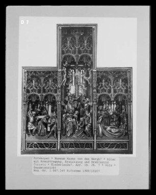 Altar mit Kreuztragung, Kreuzigung und Grablegung Christi
