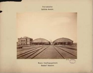 Bahnhof, Hannover: Empfangsgebäude und Perronhallen von Süden
