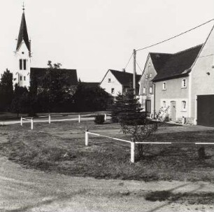 Pfarrkirche : Stadtteilansicht mit Pfarrkirche