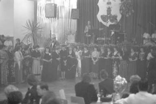 Festakt zum 25jährigen Jubiläum der Markgrafengarde der Karnevalsgesellschaft 1904 Durlach in der Festhalle Durlach