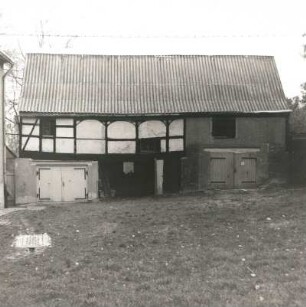 Reichenbach-Cunsdorf (Vogtland), Friesener Weg 10. Vierseithof (1701/1750). Scheune. Hoffront