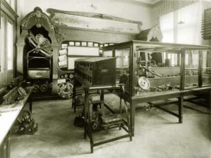 Sammlung für Hebe- und Transportmaschinen : Dresden-Südvorstadt, George-Bähr-Straße 3c. Königlich Sächsische Technische Hochschule; Haupt-Kollegiengebäude. Sammlung für Hebe- und Transportmaschinen