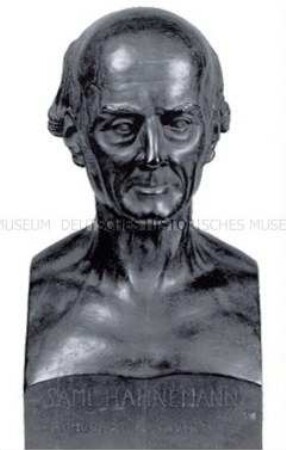 Büste des Samuel Hahnemann