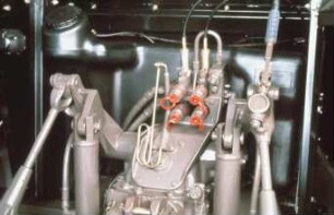 Fotografie: Traktor, Hydraulik, Antriebs- und Anbausystem