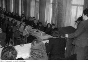 Freiberg. Demokratischer Frauenbund Deutschlands (DFD), Schulung von Funktionärinnen des DFD, 12.-16.? April 1947 & Freiberg. Demokratischer Frauenbund Deutschlands (DFD), Schulung von Funktionärinnen des DFD, 12.-16.? April 1947