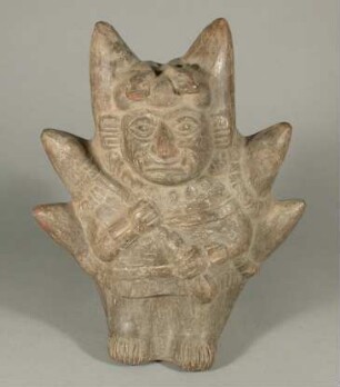 Anthropo-zoomorphe Figur im Gebirge